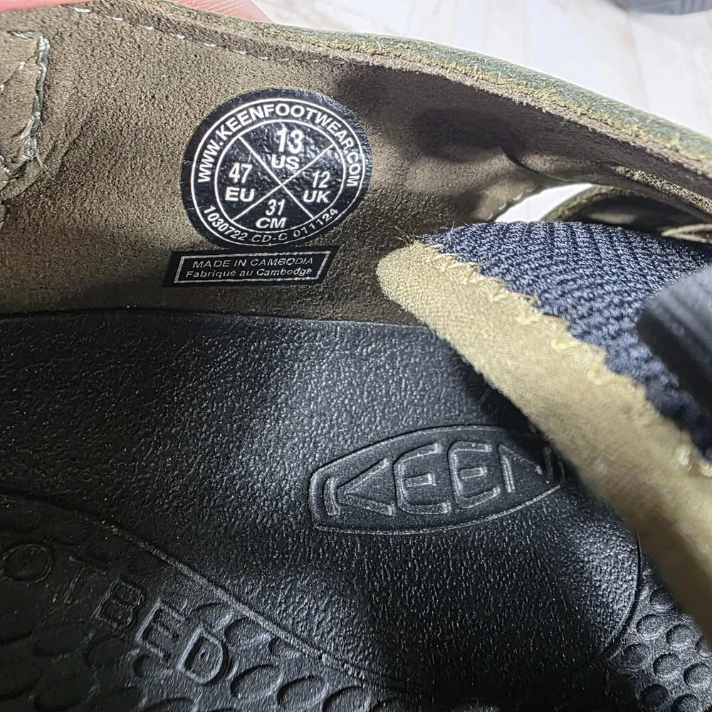 Keen Clearwater CNX Mens 13 Olive Green Waterproof Hiking Sandals 1030722